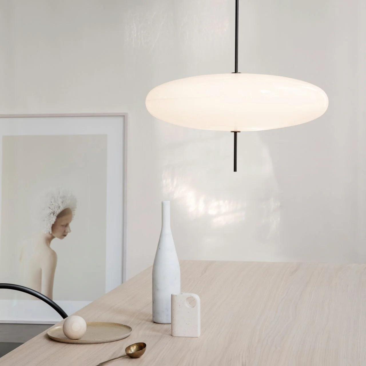 CinctureGlow Ribbon Pendant Light