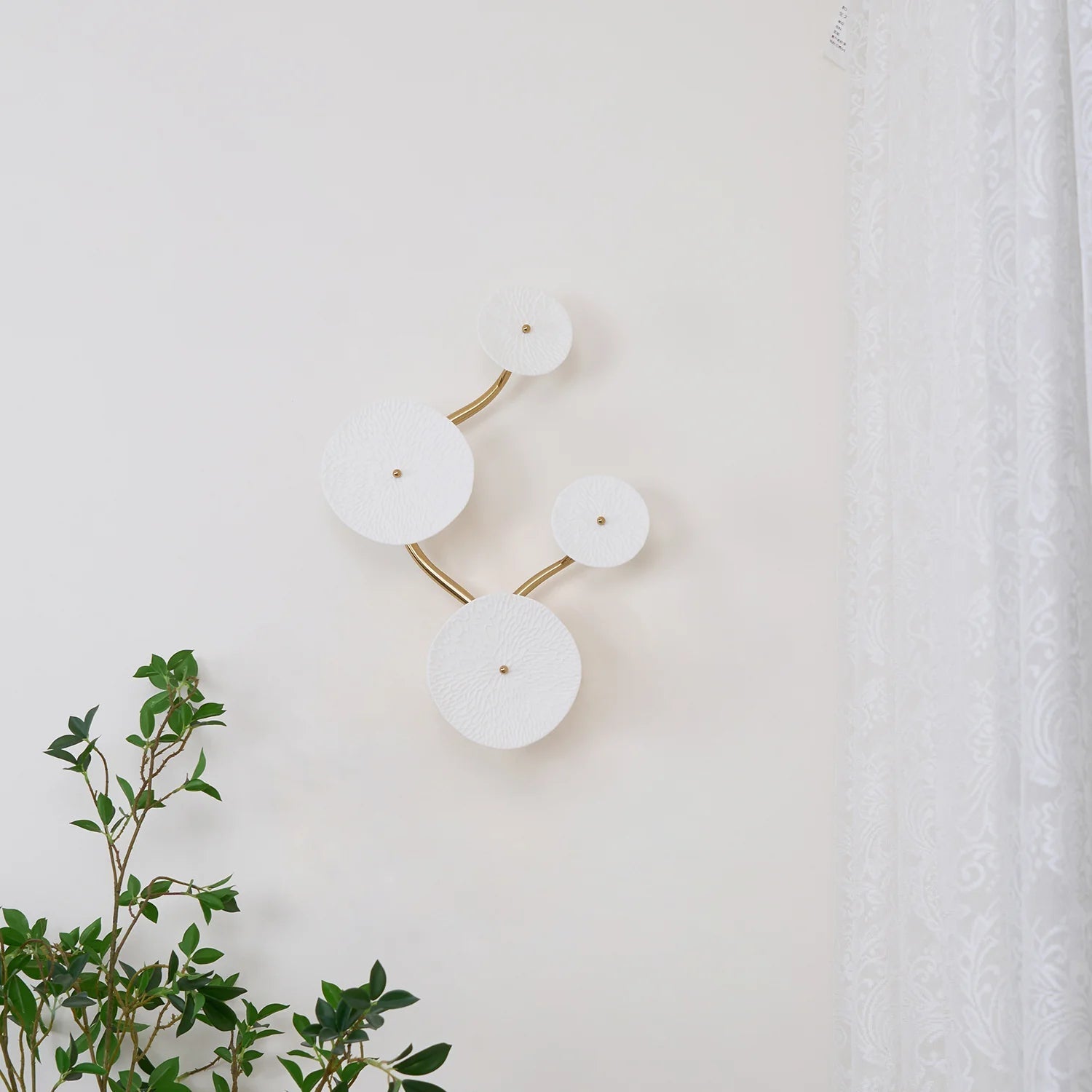 NirvanaLotus Botanical Wall Sconce