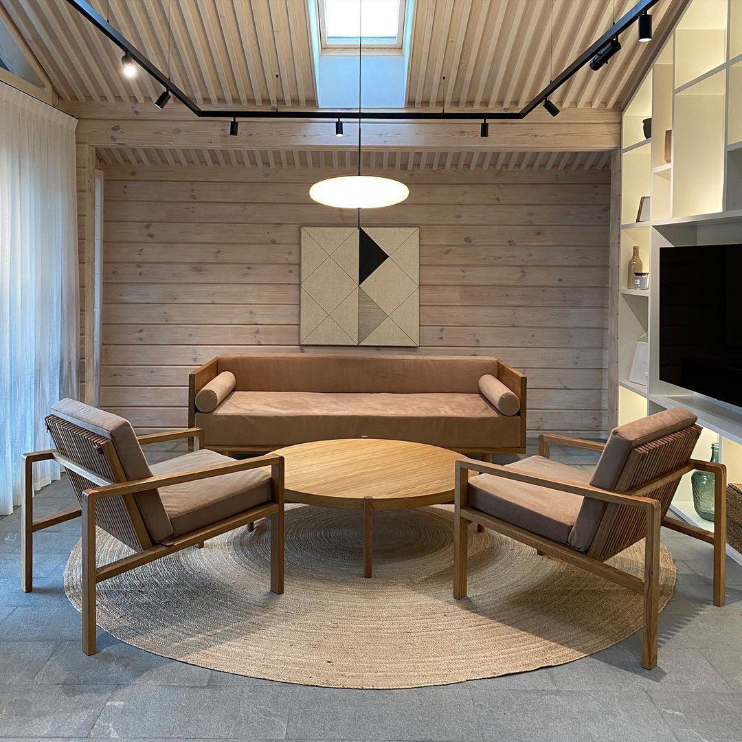 CinctureGlow Ribbon Pendant Light