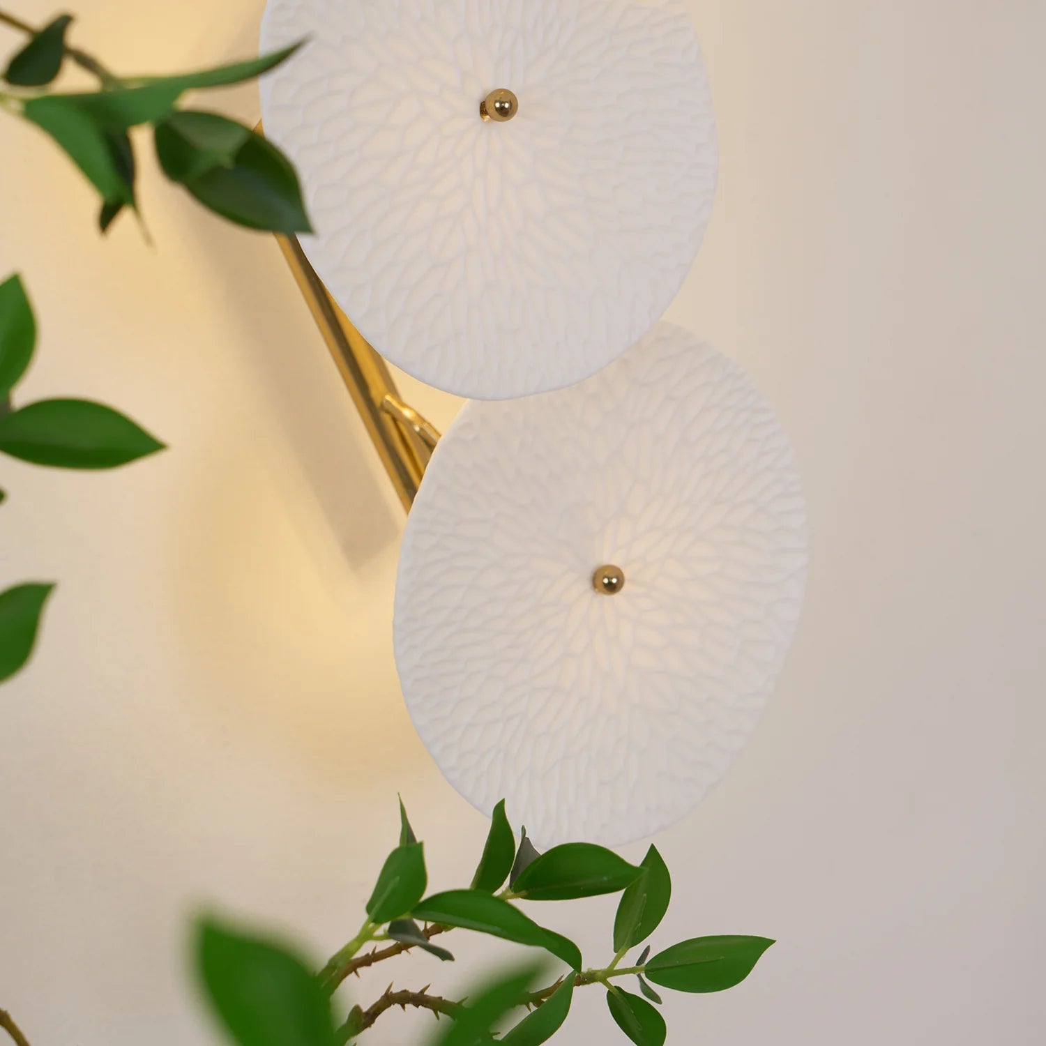 NirvanaLotus Botanical Wall Sconce