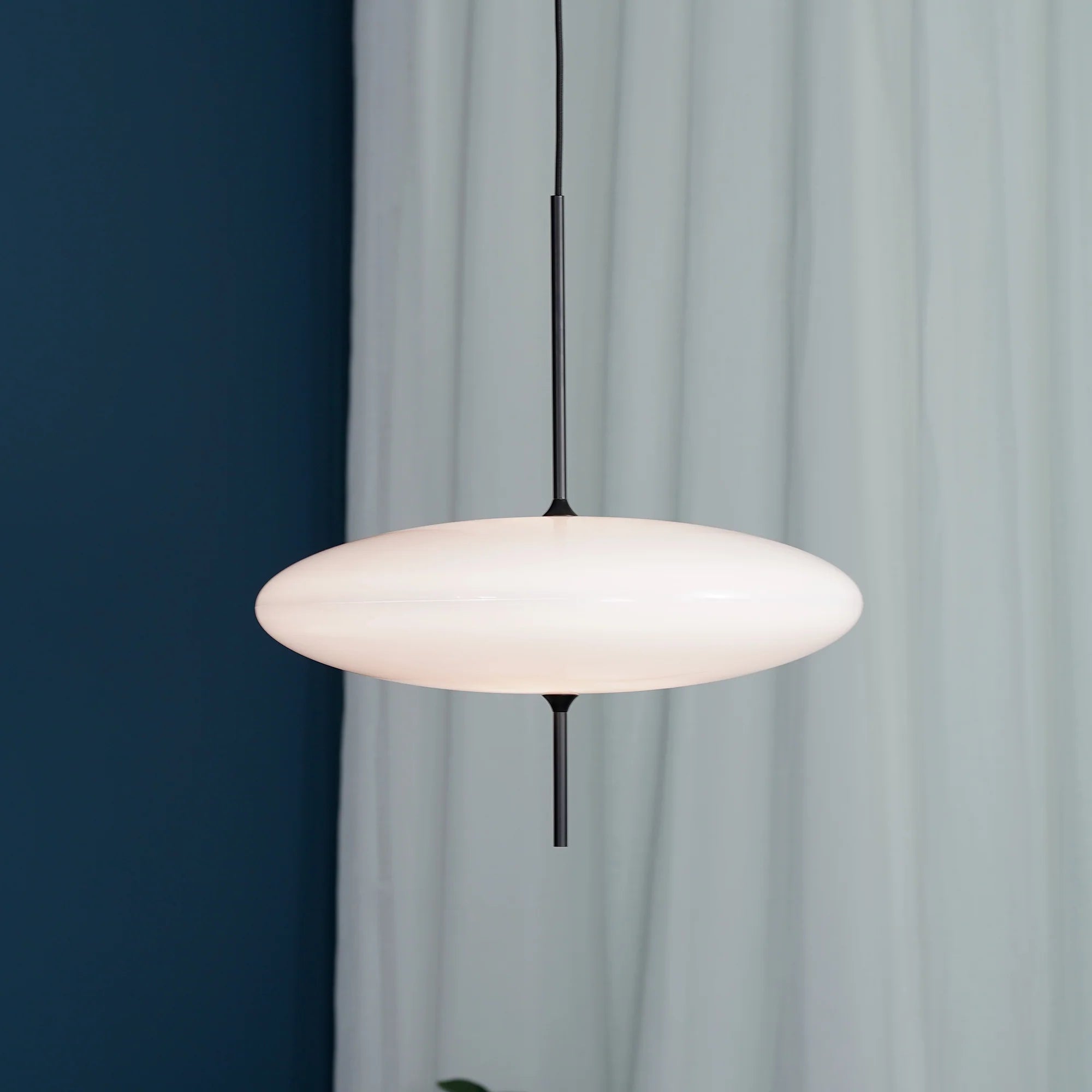 CinctureGlow Ribbon Pendant Light