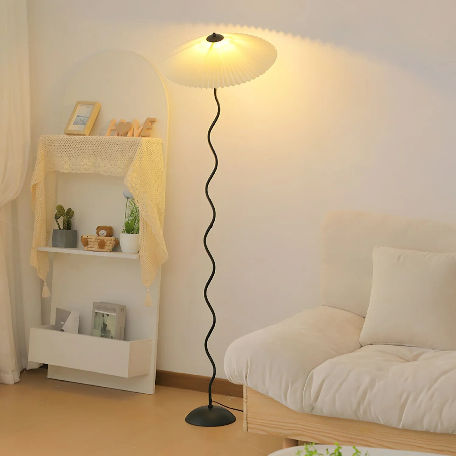 HeritagePleat Textile Floor Lamp