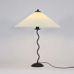 Classic Curva Metal Table Lamp